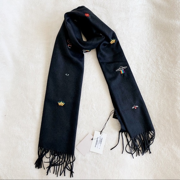 NWT Authentic Gucci Embroidery Cashmere Silk Scarf - Picture 3 of 5